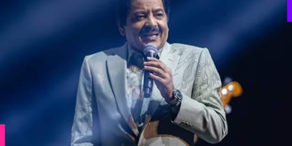 Did Udit Narayan hear paps as they teased him over kiss controversy? Netizens react